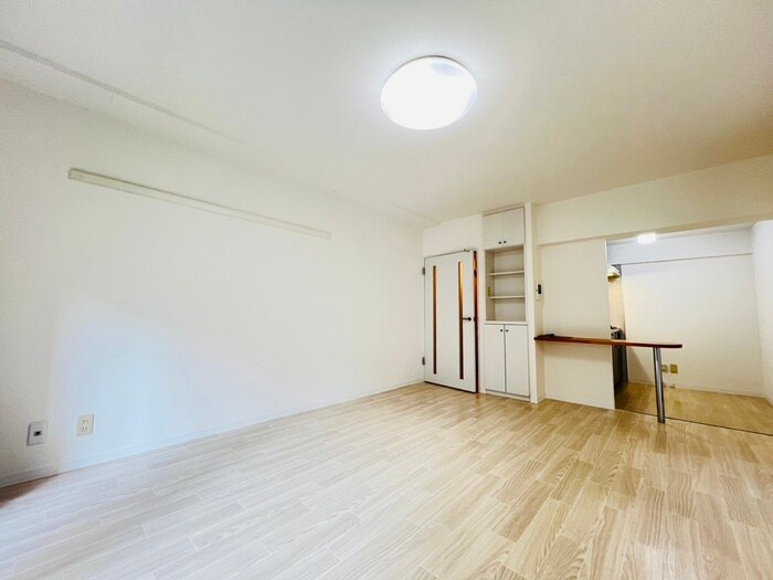 物件内観写真10　(居室)