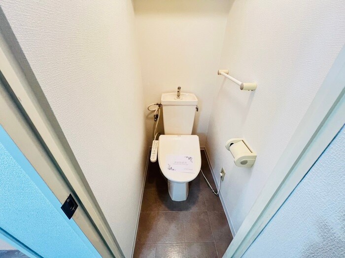物件内観写真13　(トイレ)