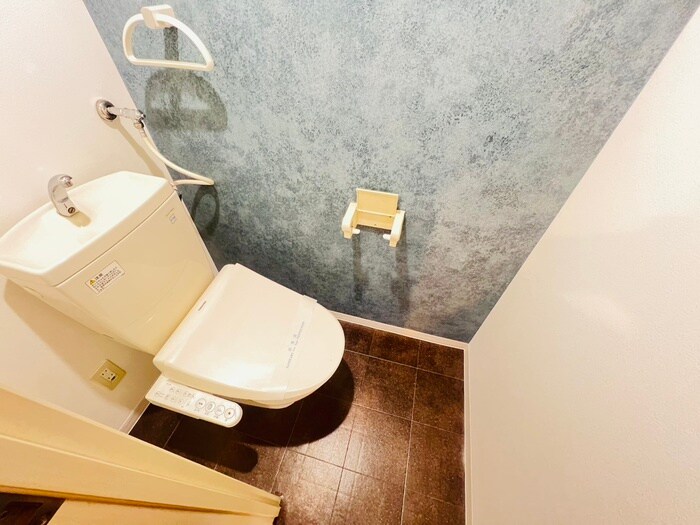 物件内観写真13　(トイレ)