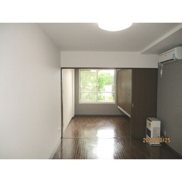 物件内観写真6　(居室)