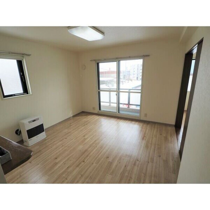 物件内観写真4　(居室)