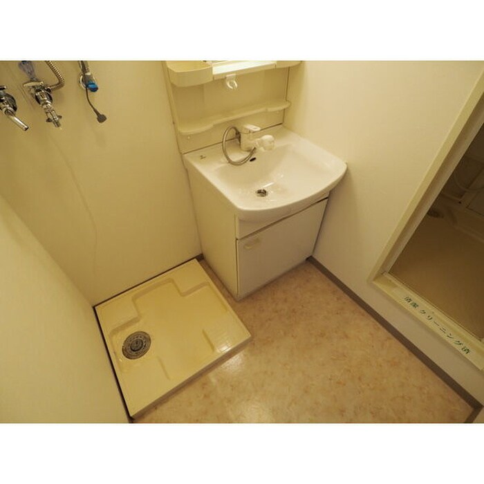 物件内観写真9　(洗面)