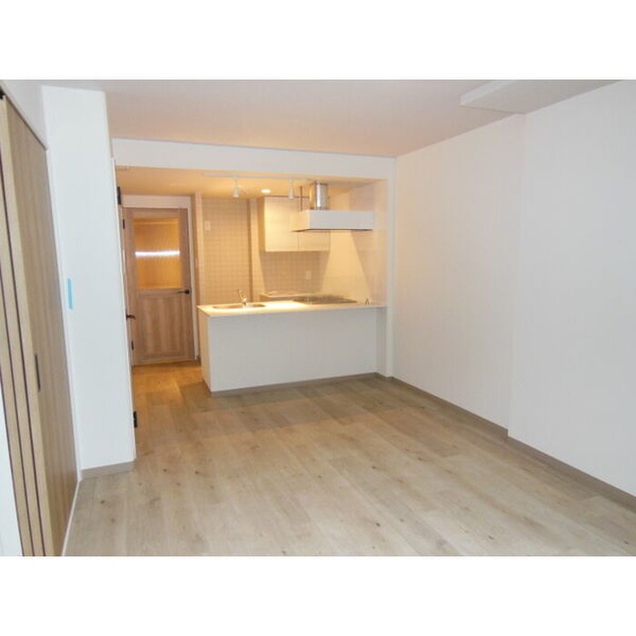 物件内観写真4　(居室)