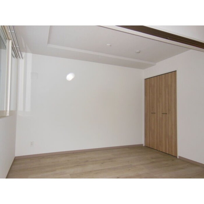 物件内観写真5　(居室)