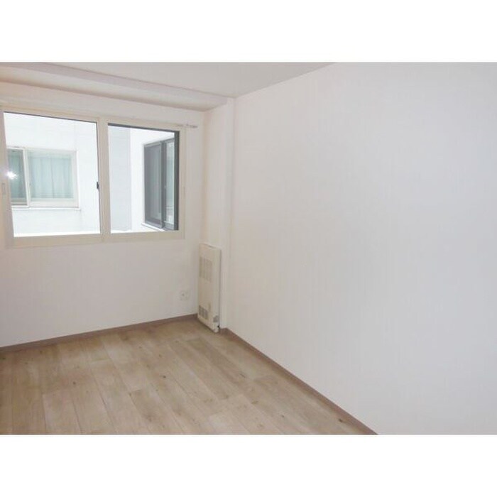 物件内観写真6　(居室)