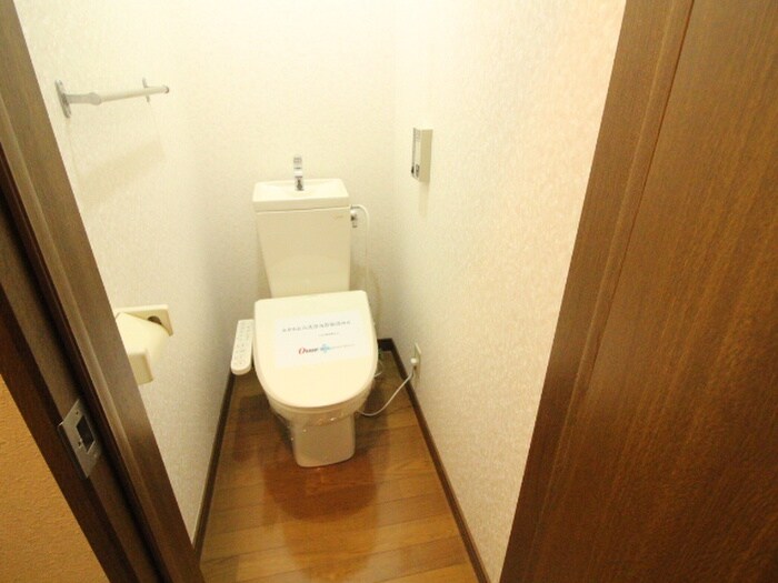 物件内観写真14　(トイレ)