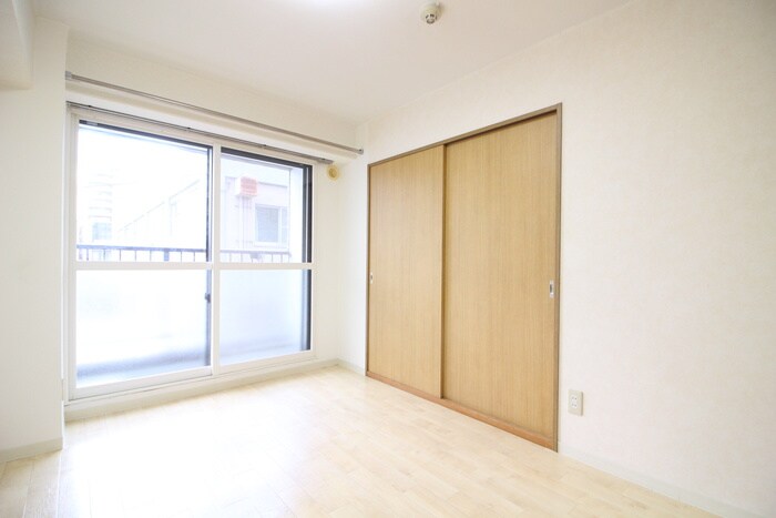 物件内観写真10　(居室)