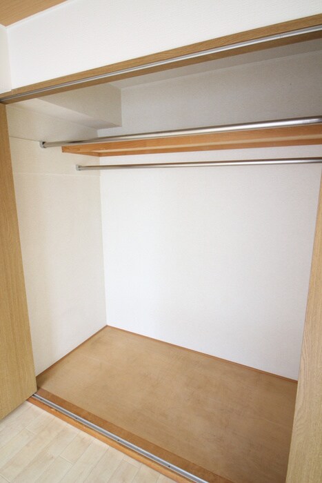 物件内観写真18　(収納)