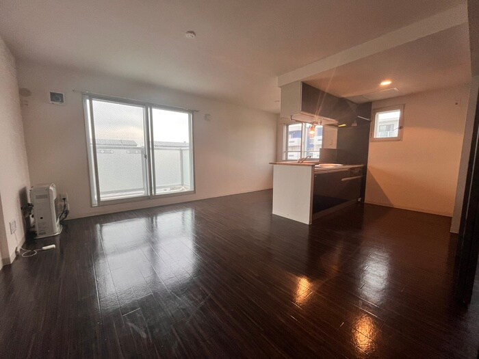 物件内観写真4　(居室)