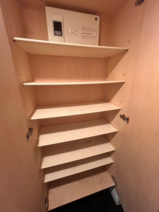 物件内観写真17　(靴箱)