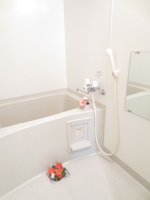 物件内観写真12　(バス／シャワールーム等)