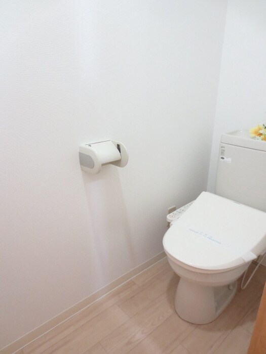 物件内観写真15　(トイレ)