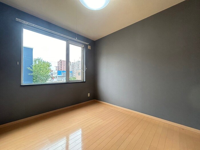 物件内観写真10　(居室)