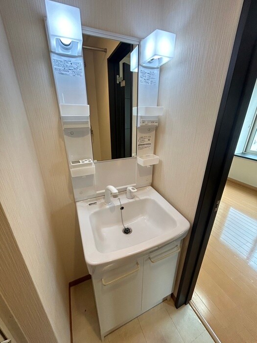 物件内観写真15　(洗面)