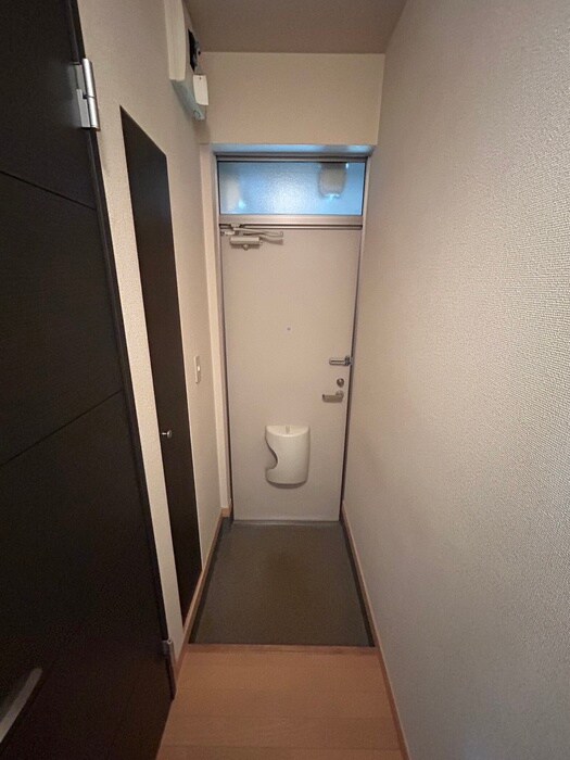 物件内観写真20　(玄関)