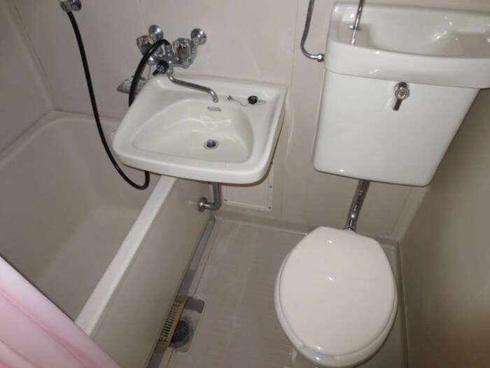 物件内観写真13　(トイレ)