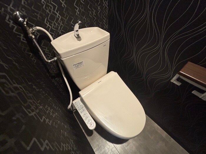 物件内観写真15　(トイレ)