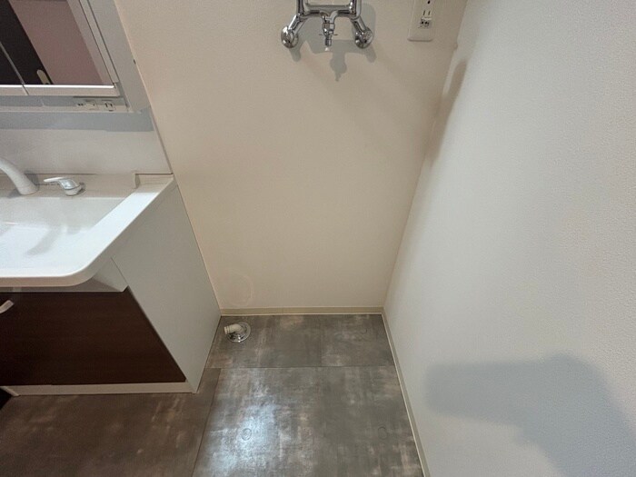 物件内観写真22　(洗濯機置場)