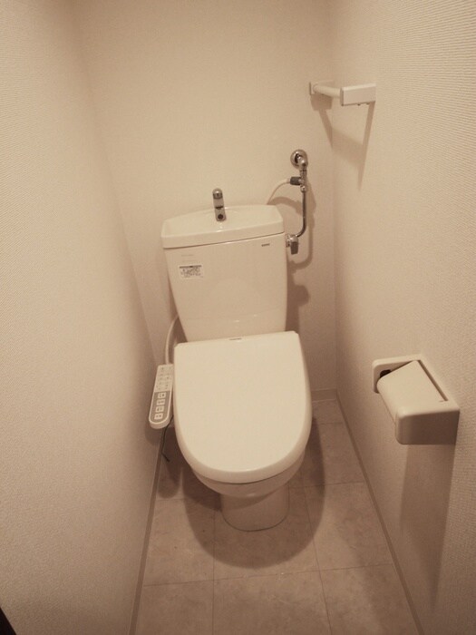 物件内観写真15　(トイレ)