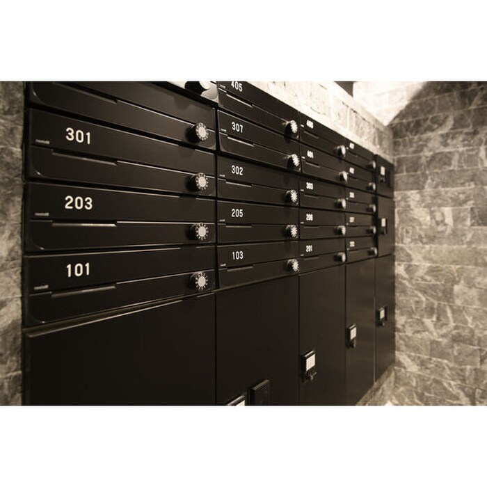 物件外観写真5　(エントランス部分)