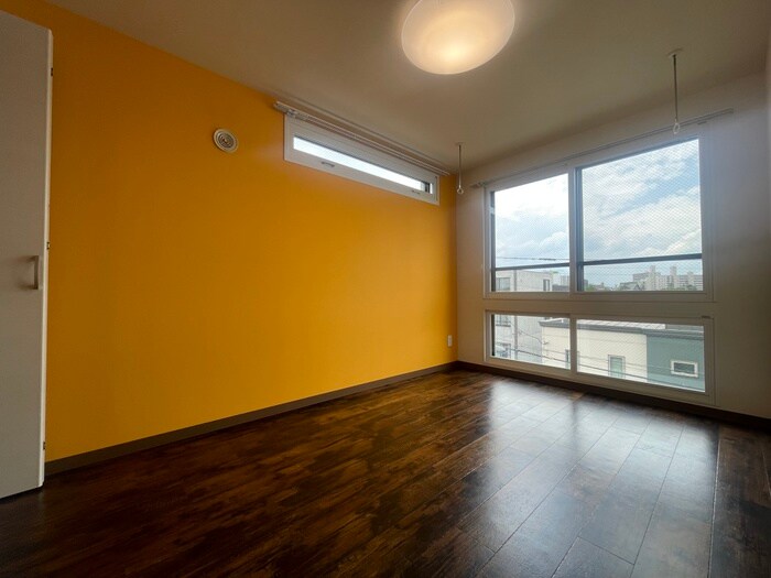 物件内観写真12　(居室)