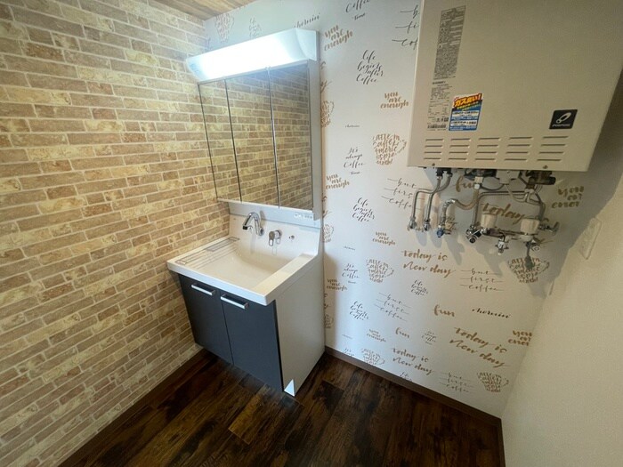 物件内観写真16　(洗面)