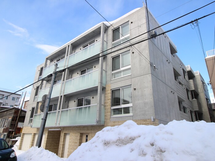 物件外観写真2　(外観写真)