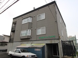 テンポイントナカヤマ外観写真