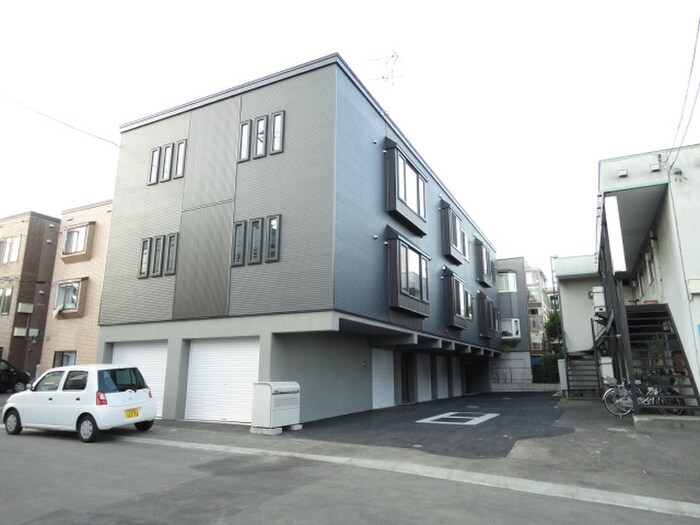 物件外観写真1　(外観写真)