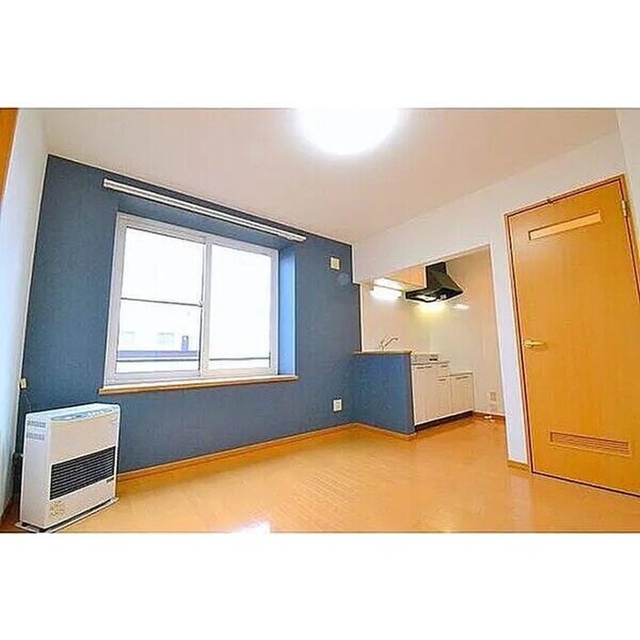 物件内観写真2　(居室)