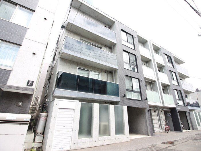 物件外観写真2　(外観写真)