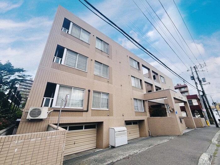 物件外観写真1　(外観写真)