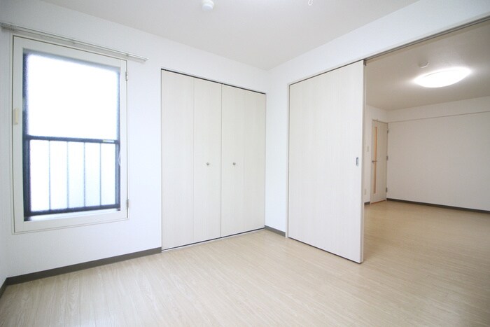 物件内観写真11　(居室)