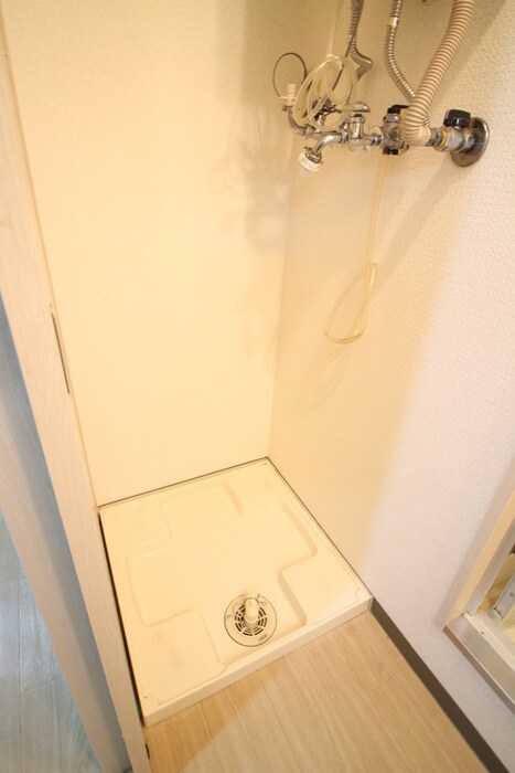 物件内観写真19　(洗濯機置場)