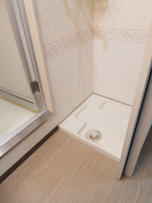 物件内観写真20　(洗濯機置場)