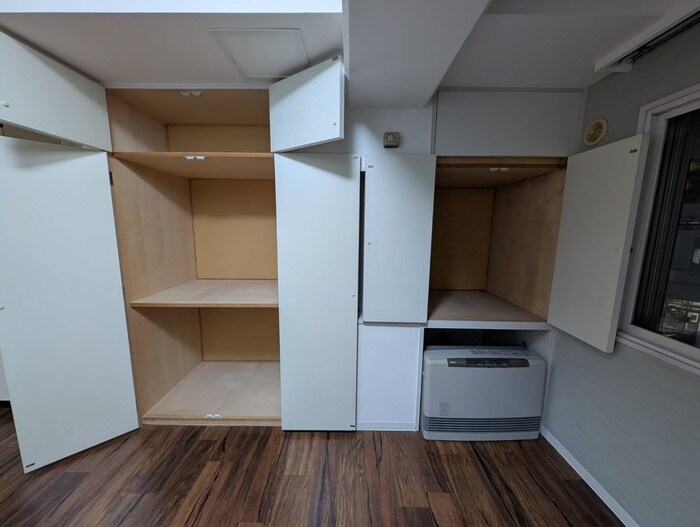 物件内観写真11　(収納)