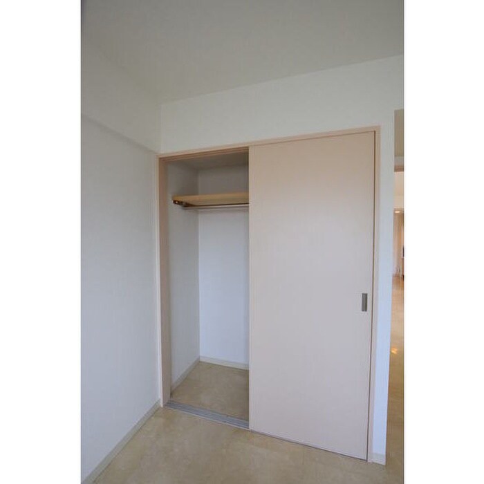 物件内観写真10　(収納)