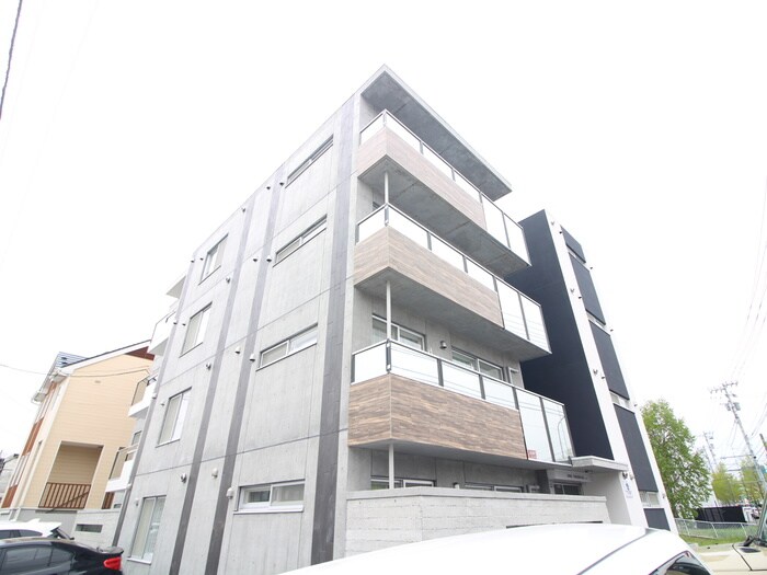 物件外観写真2　(外観写真)