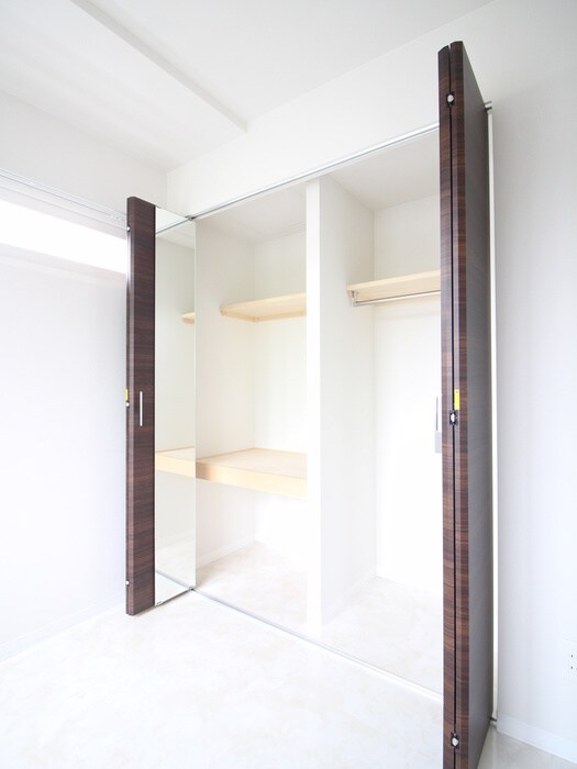 物件内観写真11　(収納)