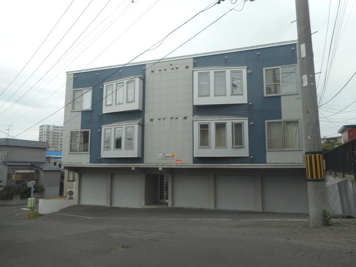 物件外観写真2　(外観写真)