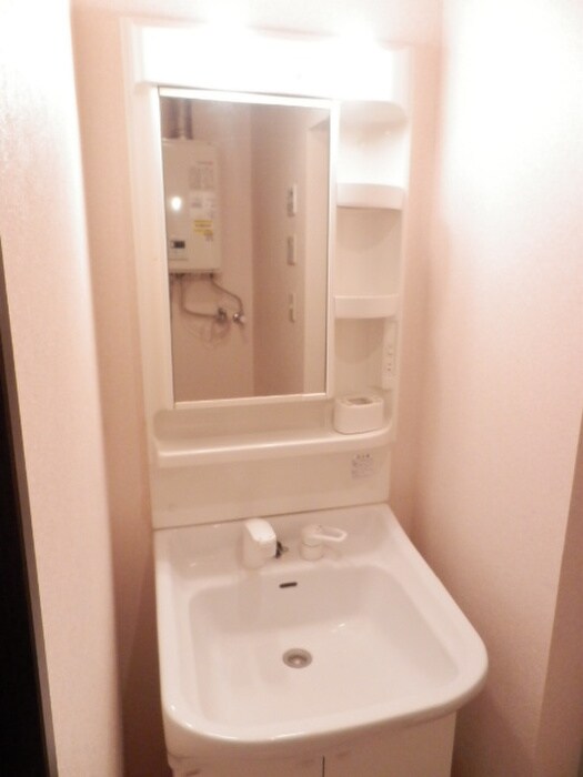 物件内観写真9　(洗面)