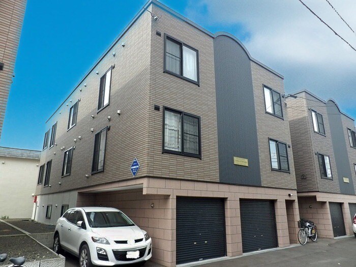 物件外観写真1　(外観写真)