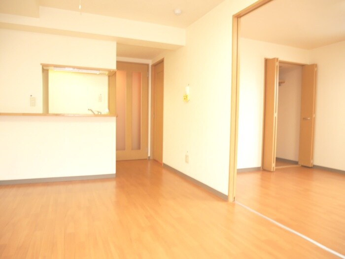 物件内観写真9　(居室)