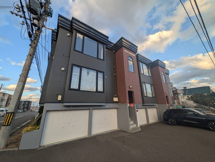 物件外観写真1　(外観写真)