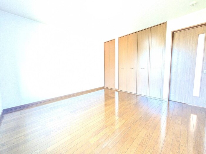物件内観写真15　(居室)