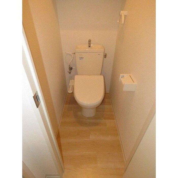 物件内観写真10　(トイレ)