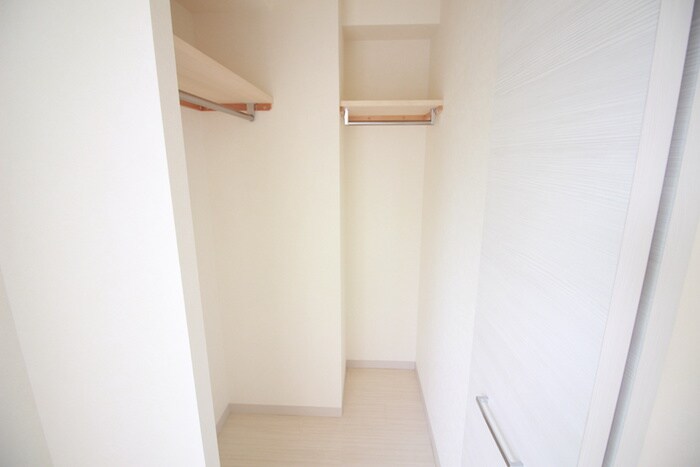 物件内観写真11　(収納)