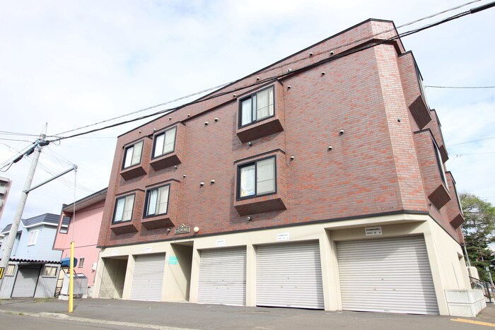 物件外観写真2　(外観写真)