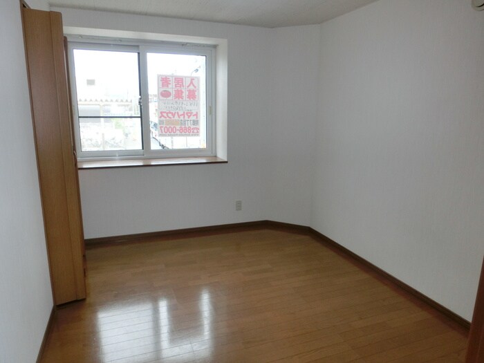 物件内観写真9　(居室)