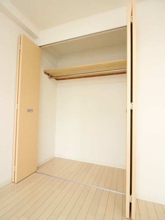 物件内観写真15　(収納)